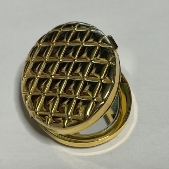 VTG Gold Tone Oval Compact Double Mirror Case 2.75"x2.25" - Picture 4 of 13